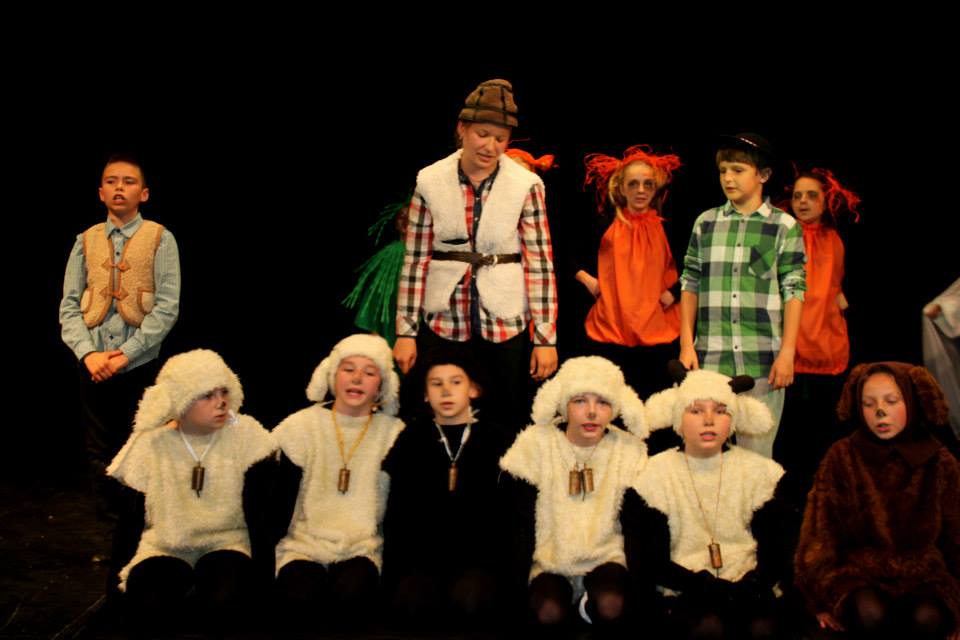 Wyróżnienie dla naszej grupy teatralnej. - Obrazek 1