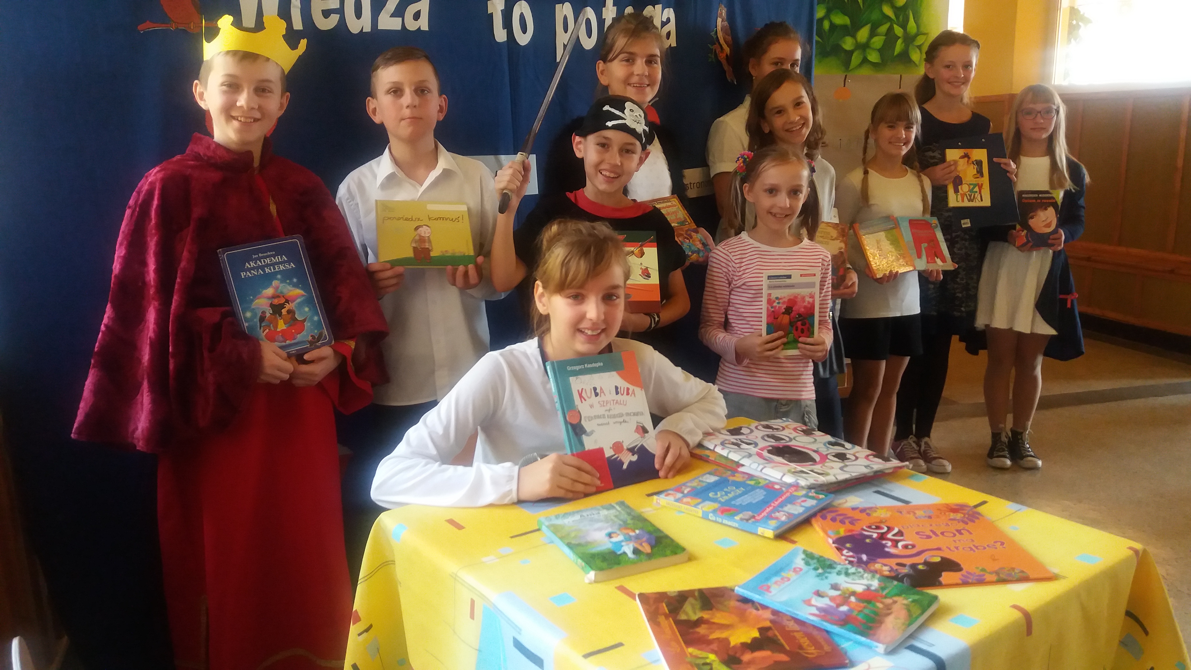 ŚWIĘTO BIBLIOTEKI W NASZEJ SZKOLE - Obrazek 1